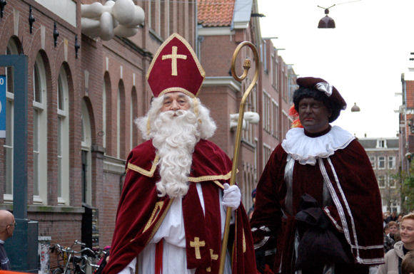 Sinterklaas und sein Schutzpatron Zwarte Piet