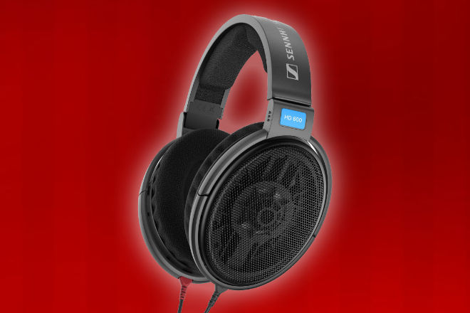 Gewinnen Sie hinter dem 8. Türchen unseres Adventskalender Gewinnspiels einen Sennheiser HD 600 Kopfhörer im Wert von etwa 399 Euro.