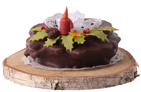 Liebevoll verziert, sind die Baumkuchen aus Salzwedel ein besonderes Weihnachtsgeschenk.