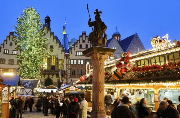 Drei Millionen Gäste besuchen alljährlich den Frankfurter Weihnachtsmarkt.