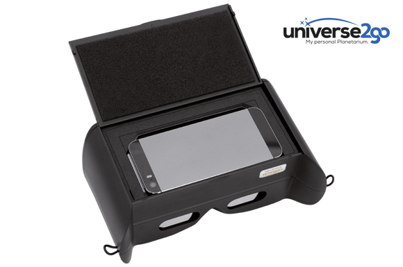 Mit Universe2go, einer interaktiven Brille, lassen sich die Sterne wie im Planetarium erleben.