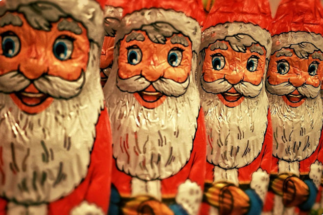 Schoko-Weihnachtsmänner im Spätsommer: Zum Dahinschmelzen schön :-)